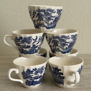 Vintage Blue Willow Churchill England Backstamp Tea/Coffee Cups Set Of 7